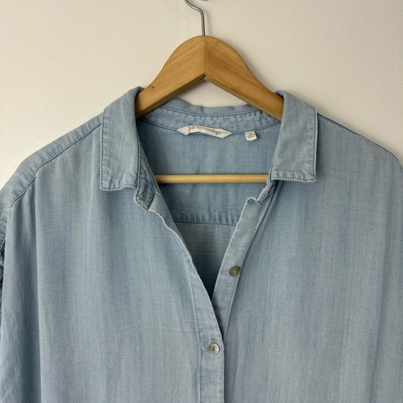Soft Surroundings Je Veux Tencel Button Down Shirt Size Medium Chambray - Picture 3 of 8